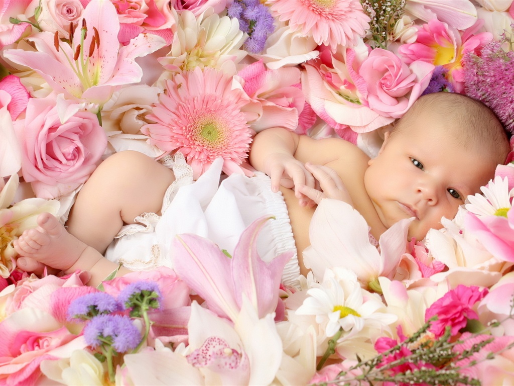 Baby Wallpaper And Flowers - HD Wallpaper 