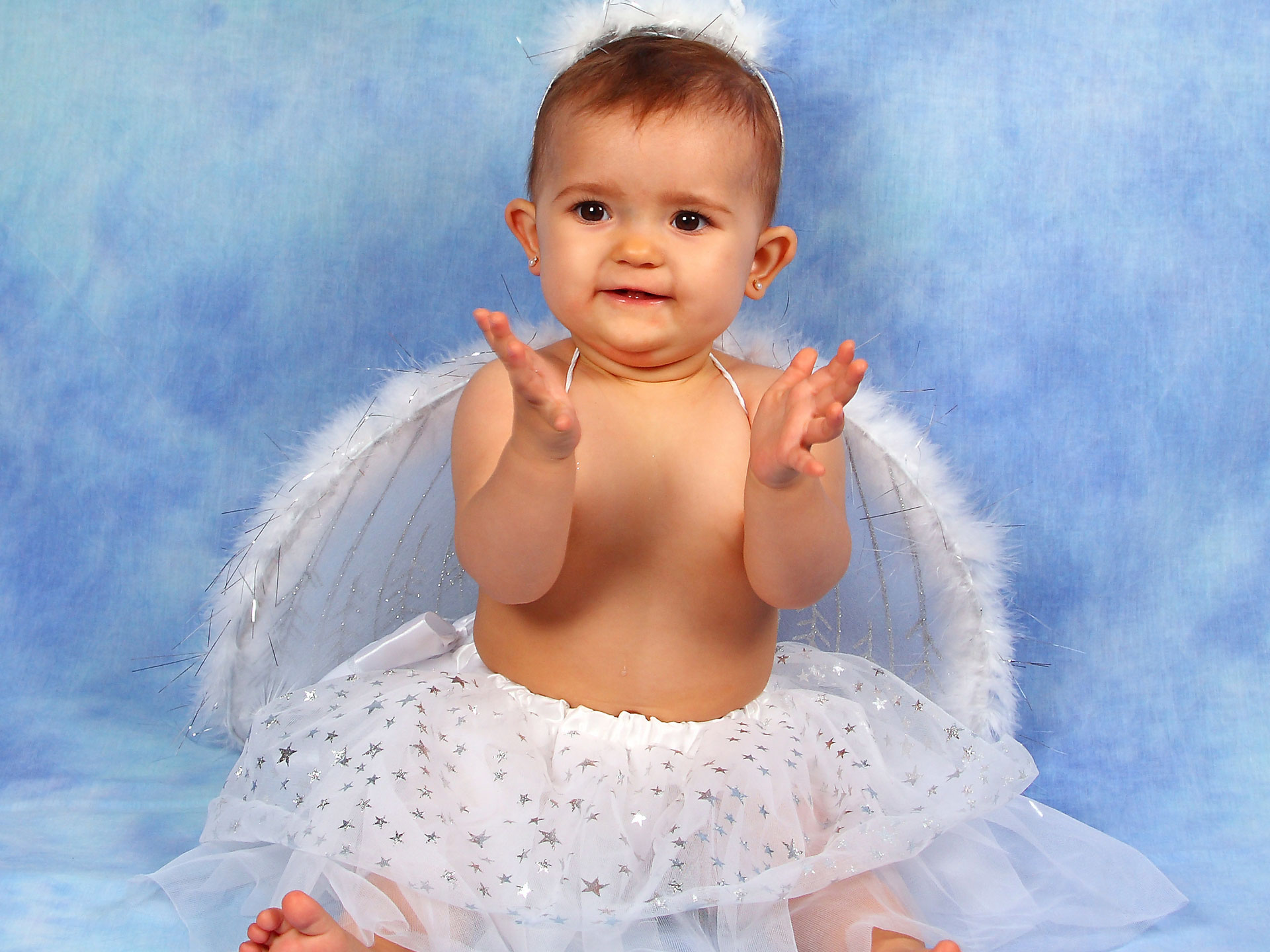 Cute Angel Baby Girl - Normal Baby Girl - HD Wallpaper 