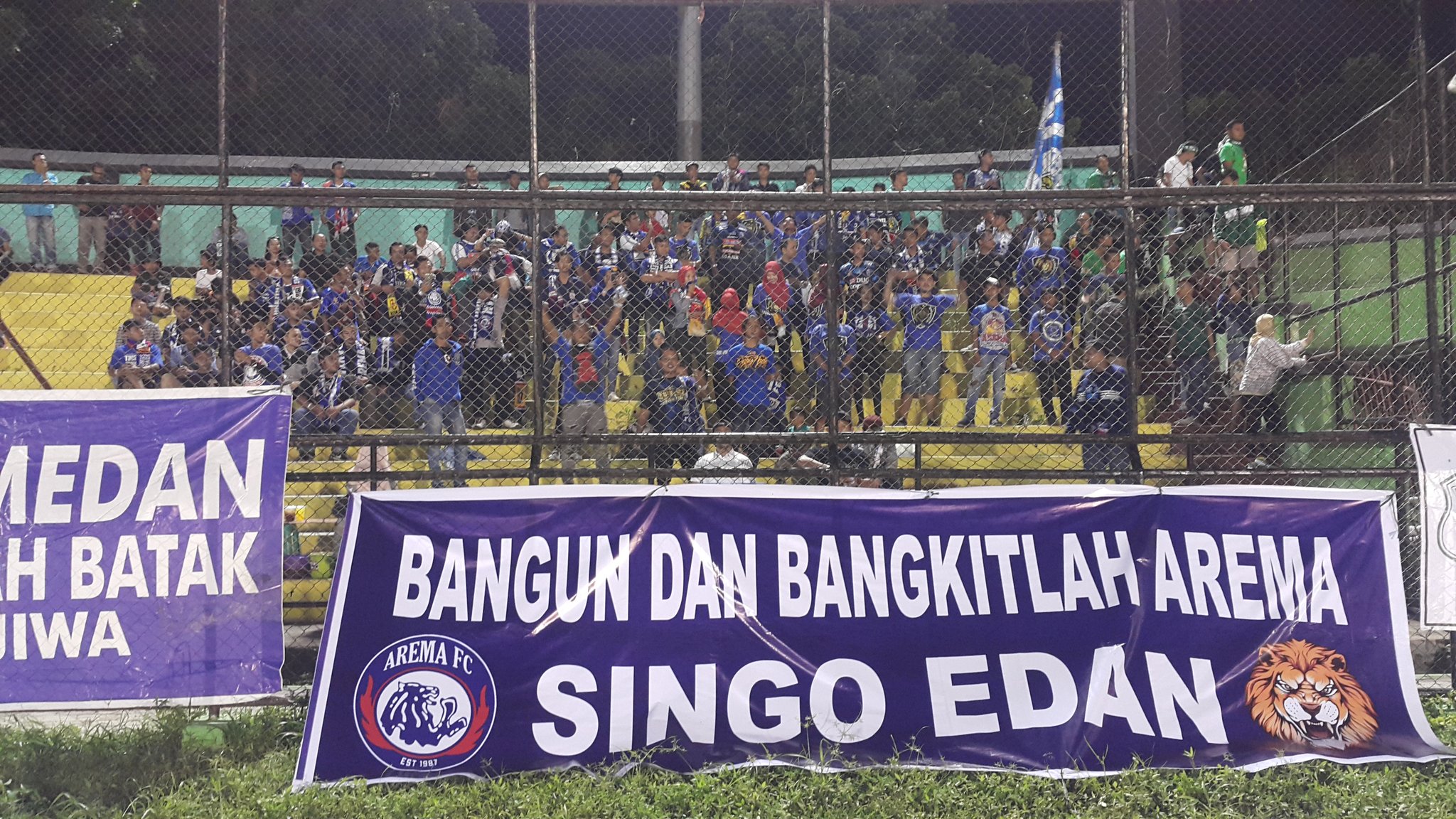 Aremania Medan - HD Wallpaper 