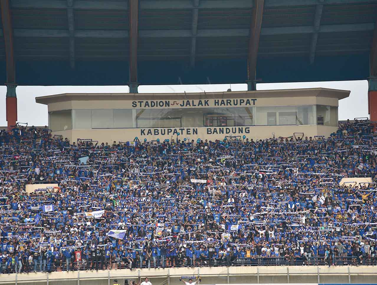 Stadion Si Jalak Harupat Jat - Stadion Si Jalak Harupat - HD Wallpaper 
