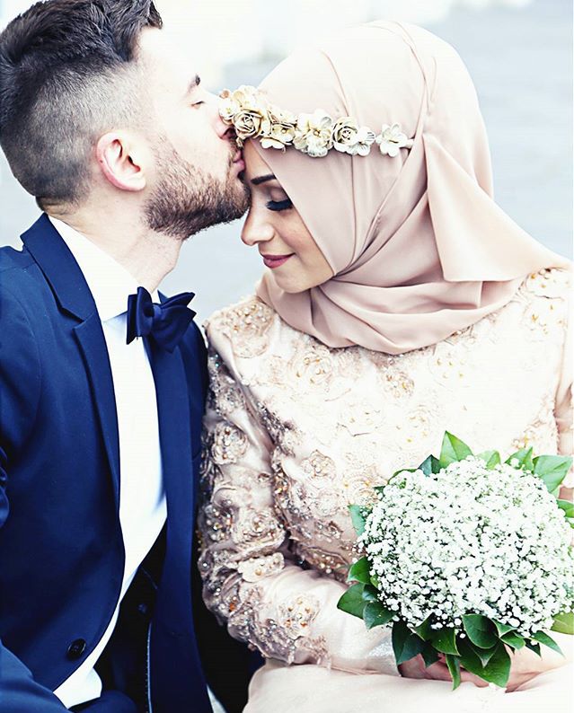 Husband Wife Love Pic Islamic - 639x794 Wallpaper 