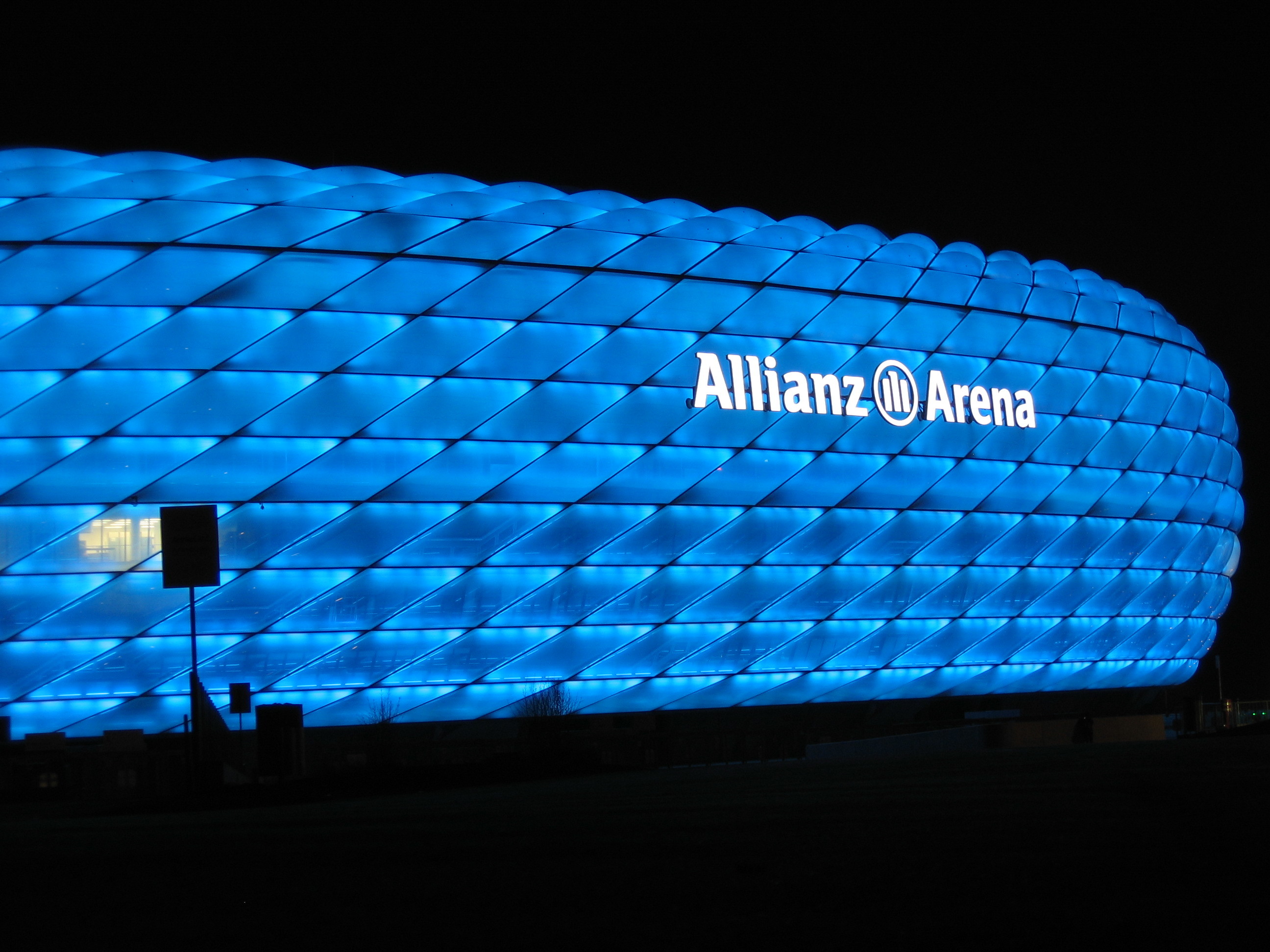 Allianz Arena 2006 111 
 Data Src New Allianz Arena - Allianz Arena - HD Wallpaper 