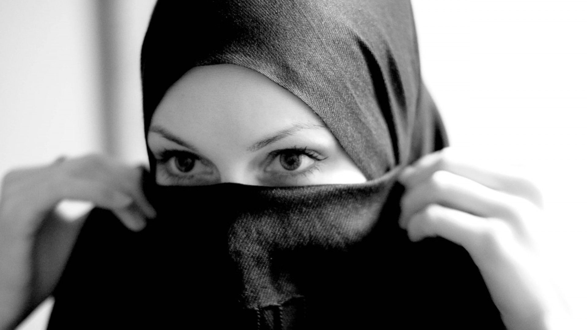 Girls Hijab Black And White - HD Wallpaper 