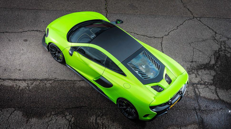 Mclaren 675lt Green Supercar Top View Wallpaper,mclaren - Mclaren 675lt Top View - HD Wallpaper 