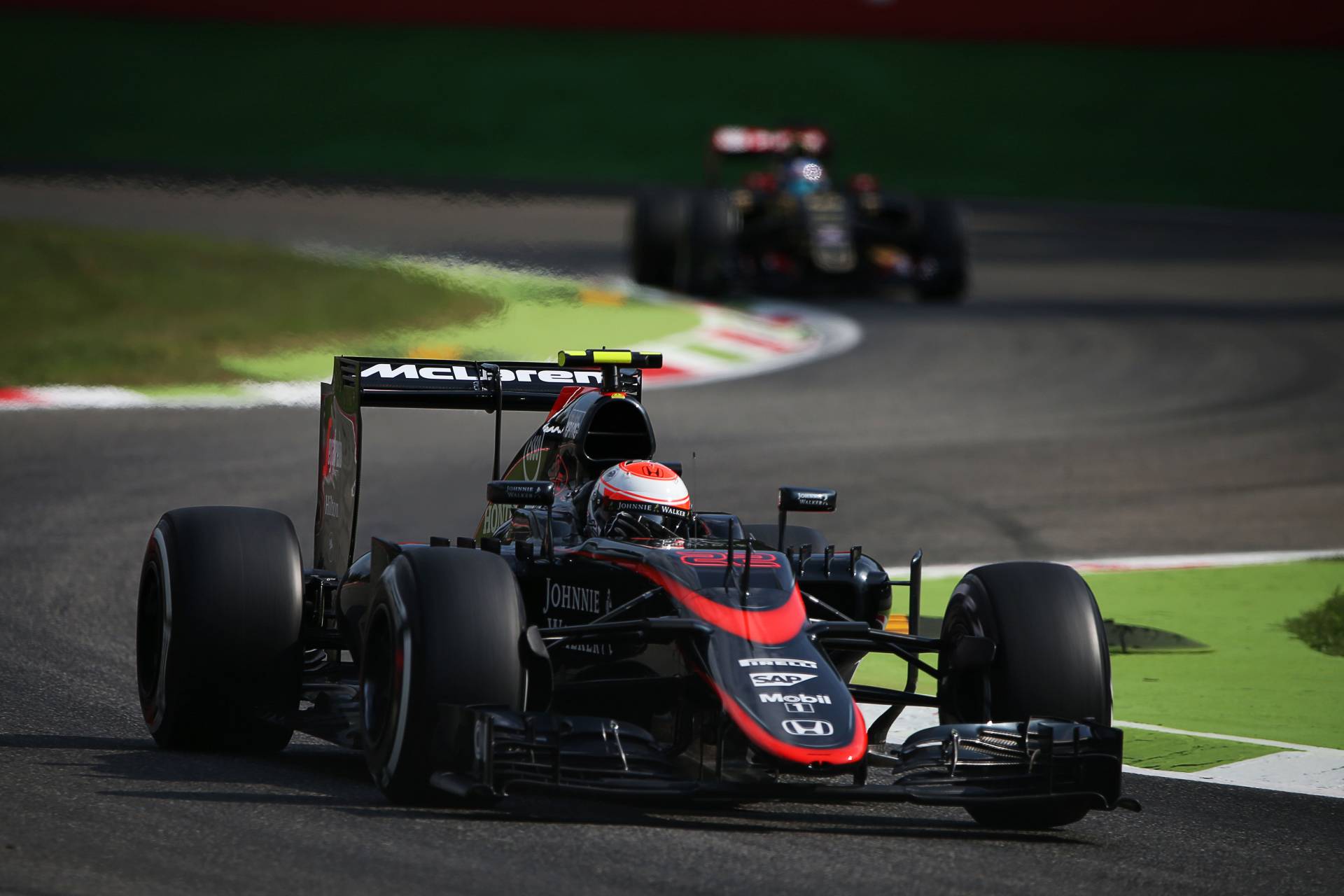 Formula One Car - HD Wallpaper 