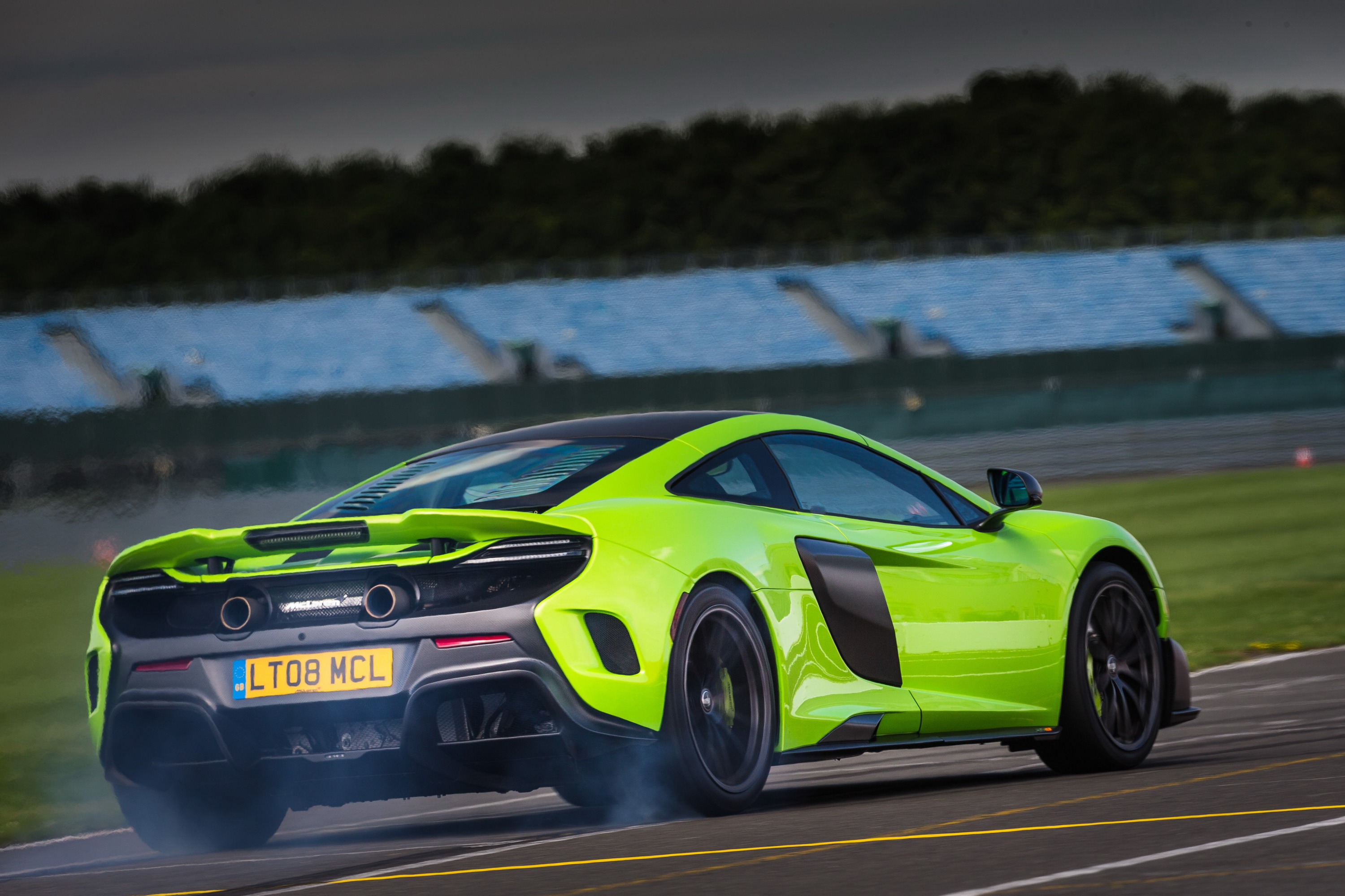 Mclaren 675lt - HD Wallpaper 