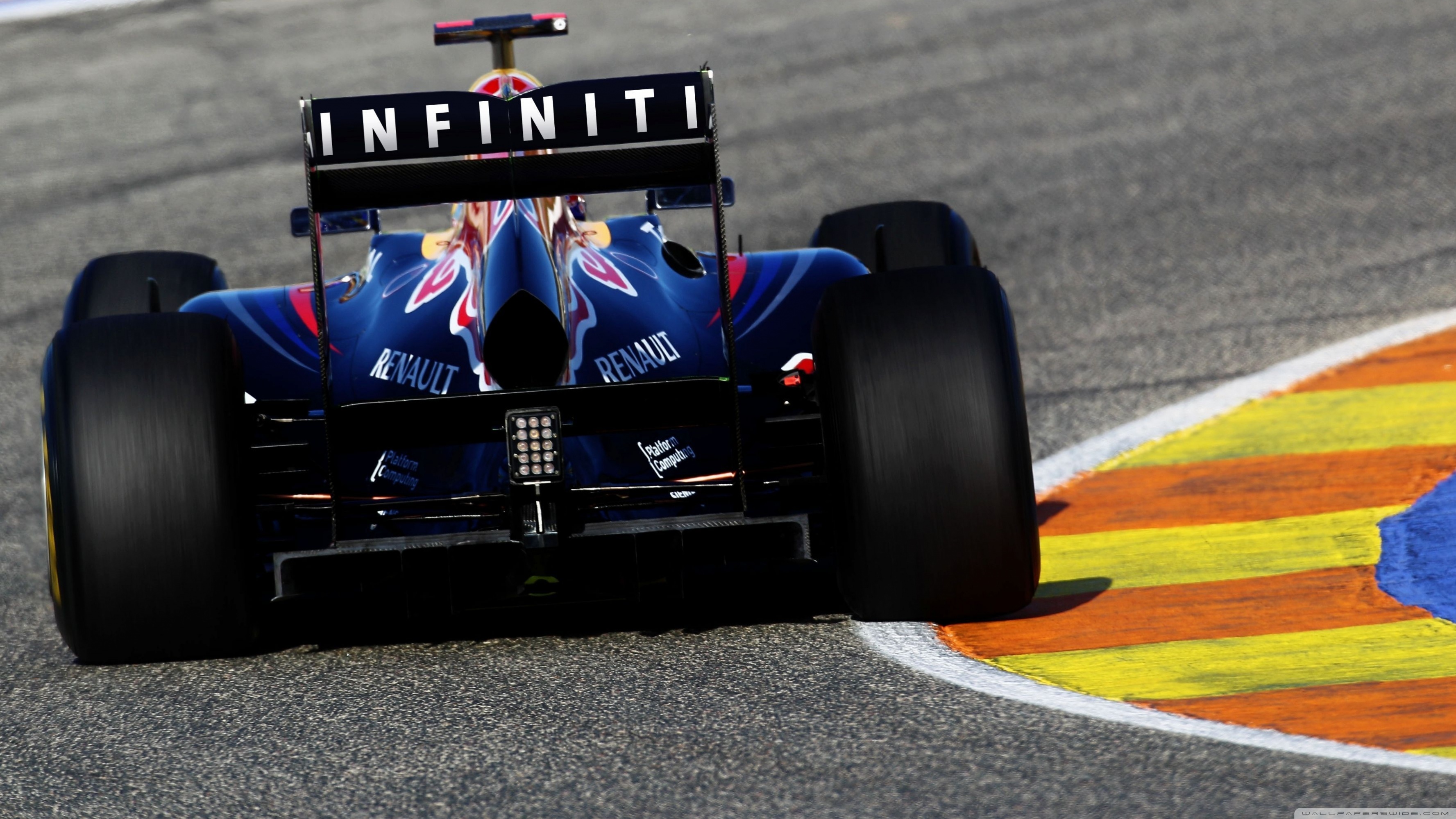 Red Bull Racing 2011 - HD Wallpaper 