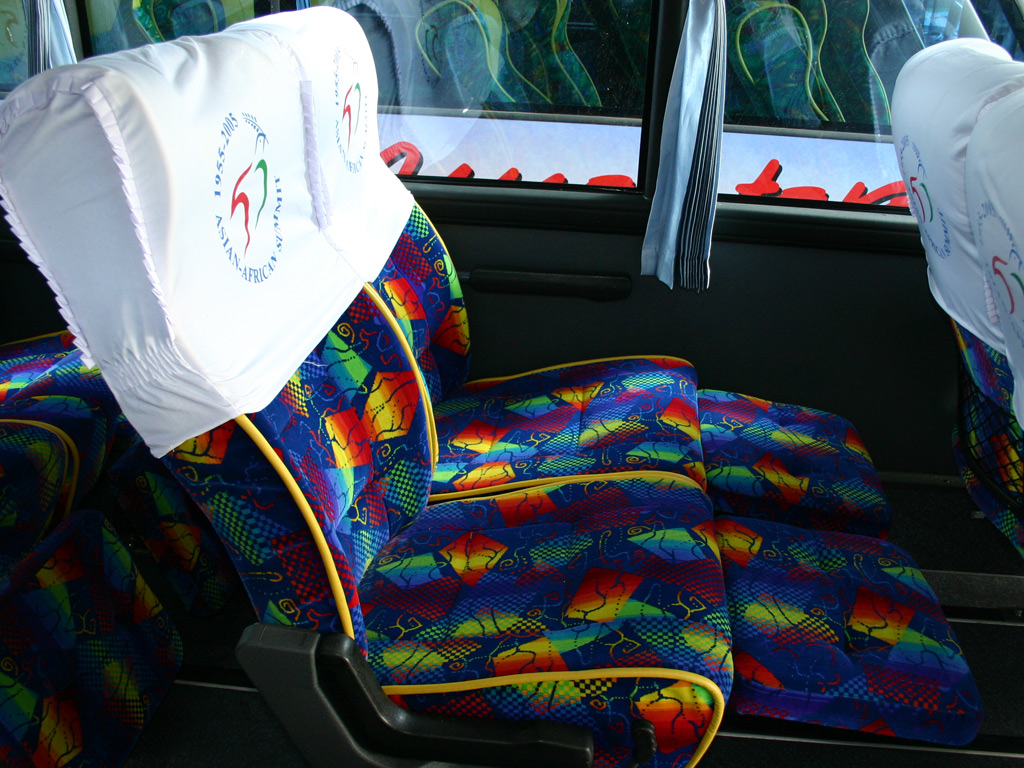 Sandaran Kaki Bus Malam Executive - Bus Nusantara Malang Semarang - HD Wallpaper 