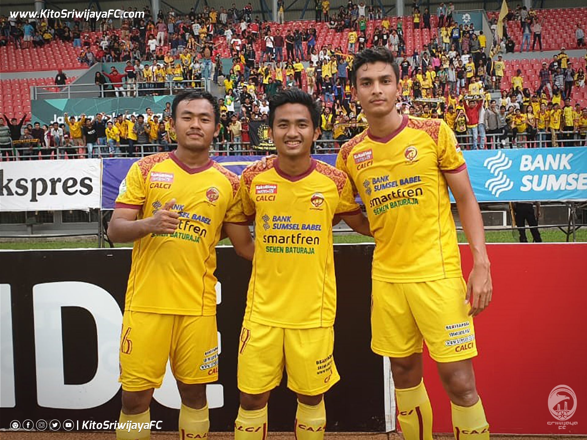 16 Tahun - HD Wallpaper 