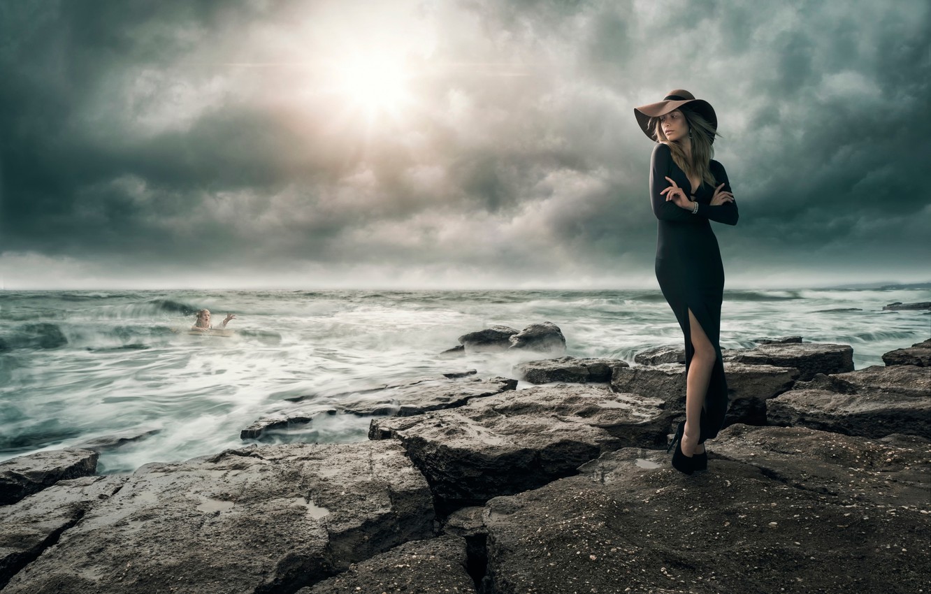 Photo Wallpaper Sea, Girl, Storm, On The Shore, The - Storm Girl - HD Wallpaper 