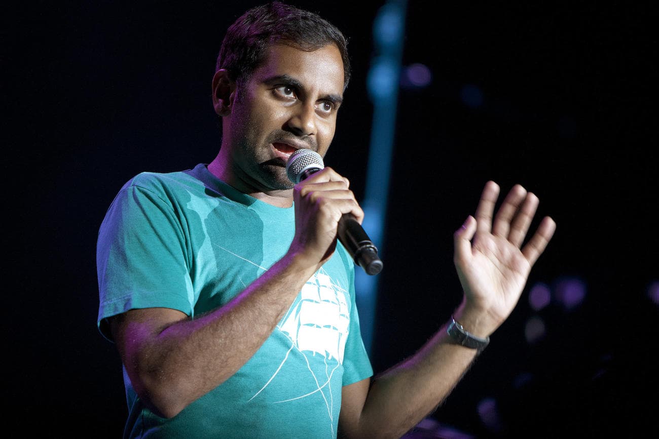 Aziz Ansari Desktop Wallpaper - Concert - HD Wallpaper 