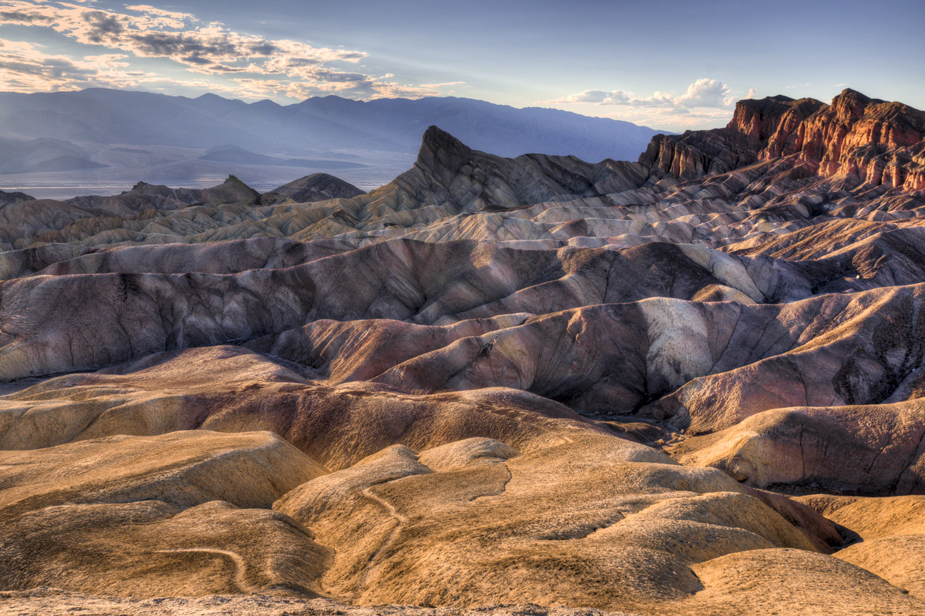 Hd Quality Wallpaper - Death Valley National Park, Zabriskie Point - HD Wallpaper 