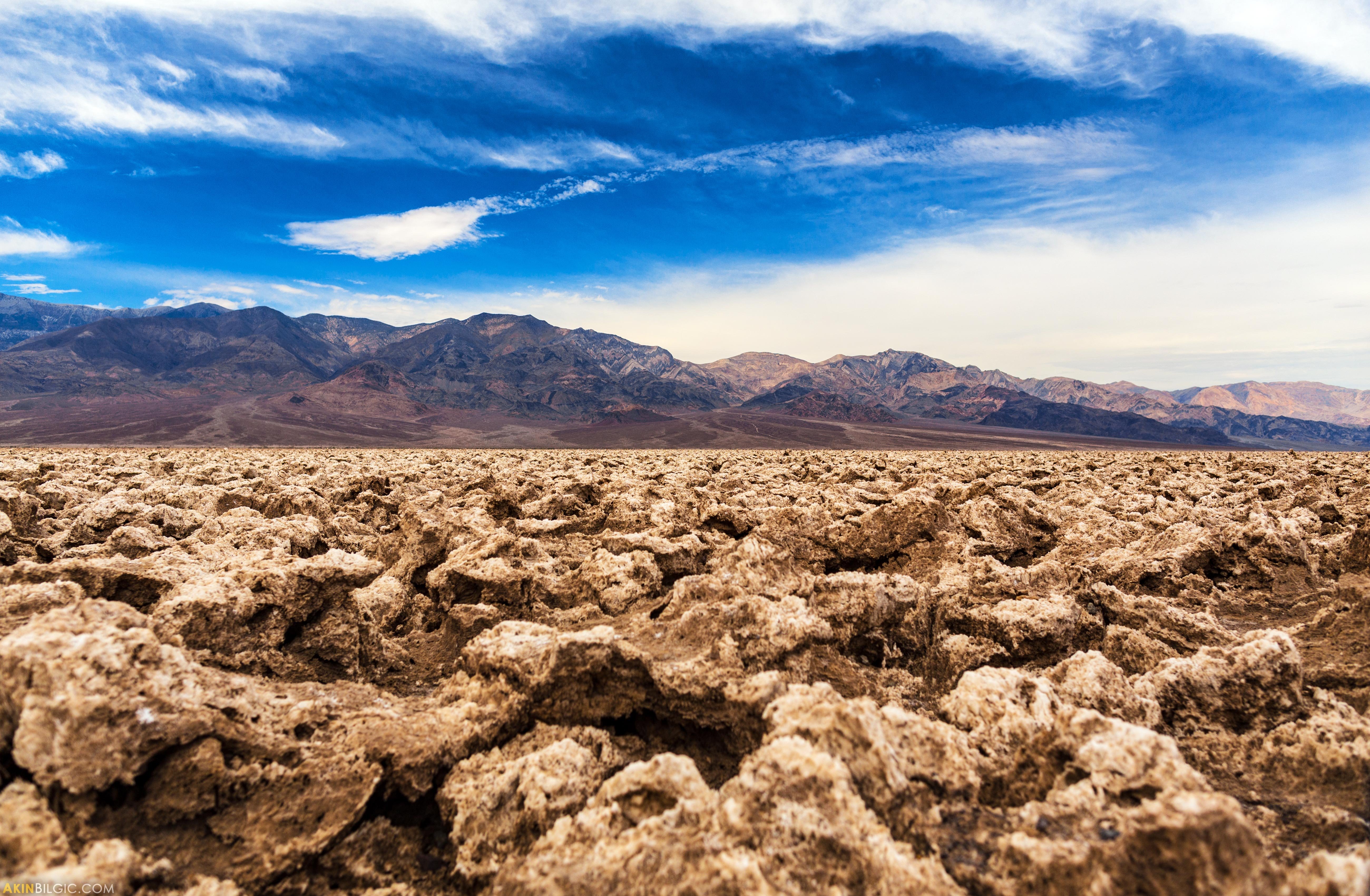 The Devil Golf Course Of Death Valley Ca Wallpaper - Devils Golf Course 4k - HD Wallpaper 