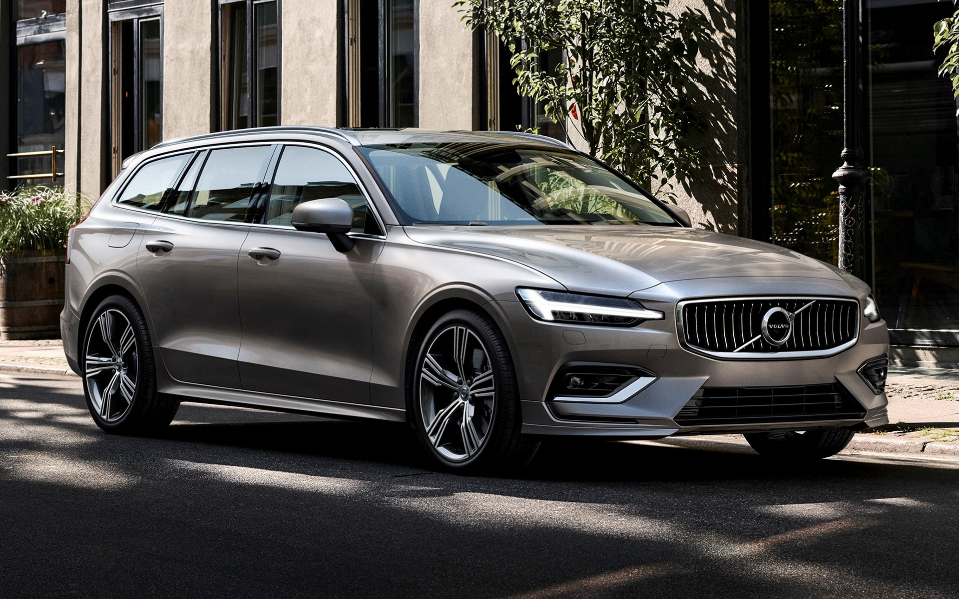 Volvo V60 T6 - HD Wallpaper 