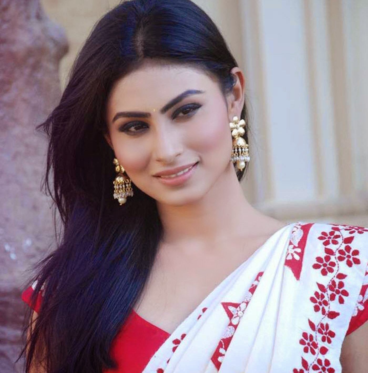 Full Hd Mouni Roy - HD Wallpaper 