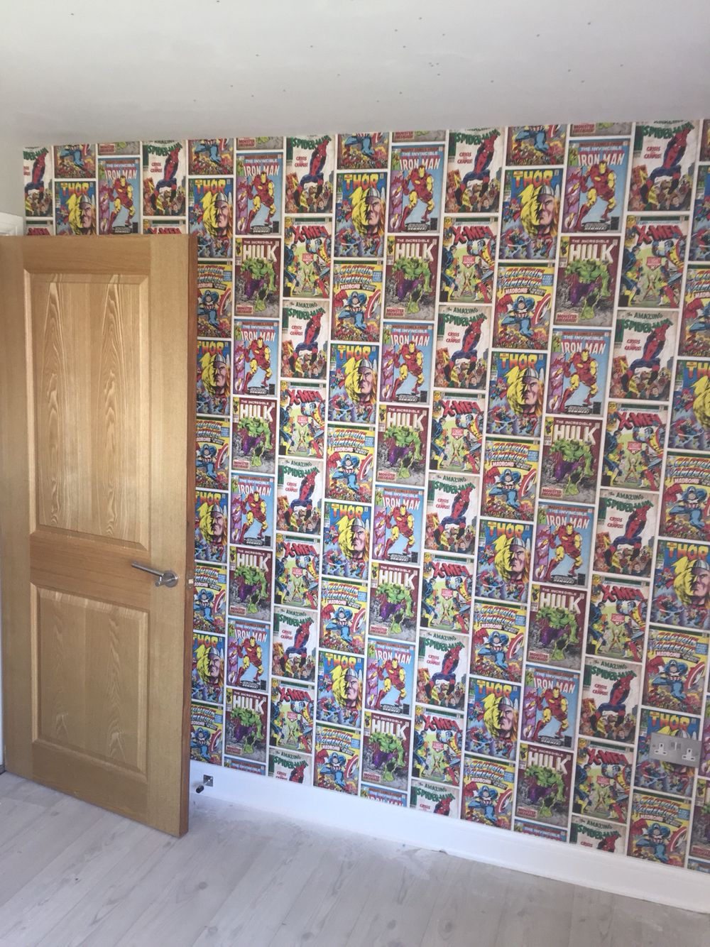 Contemporary Superhero Wallpaper For Bedroom Marvel - Wall - HD Wallpaper 