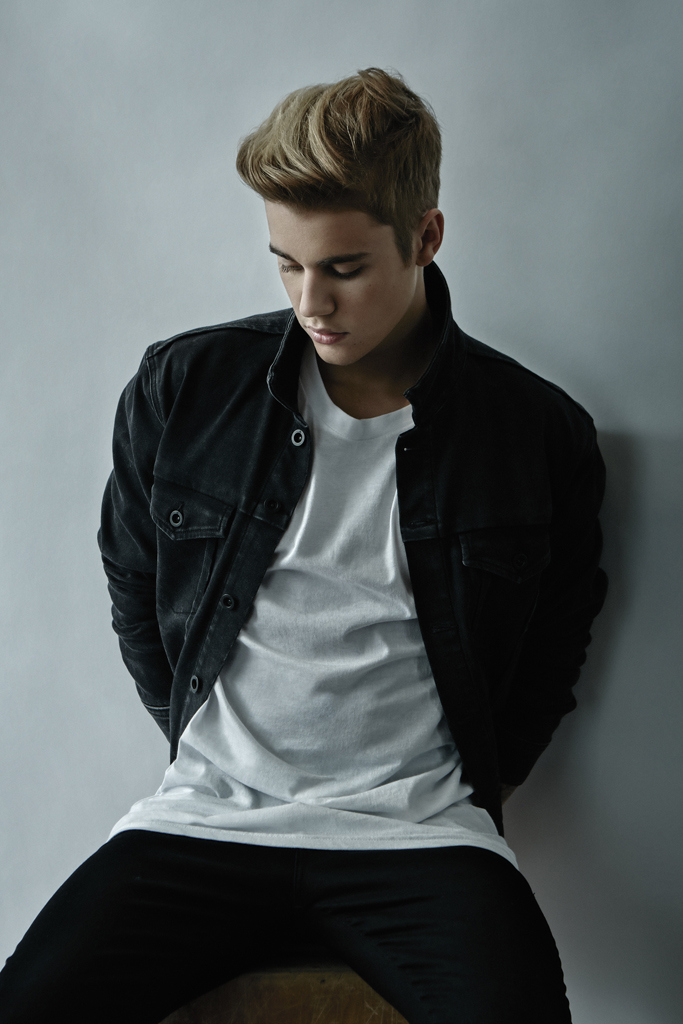 Justin Bieber Photo Pose 6x1024 Wallpaper Teahub Io