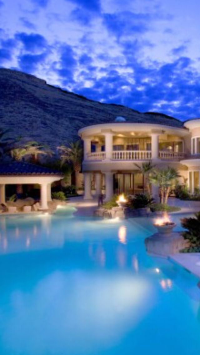 Millionaire House Wall Paper - HD Wallpaper 