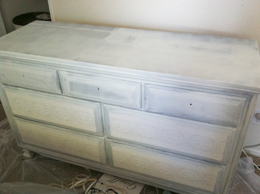 Paintable Wallpaper Dresser Makeover - HD Wallpaper 