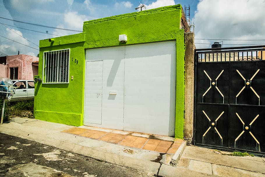 Mexico, Guadalajara, Home, Bright, Green, House, Building - House - HD Wallpaper 