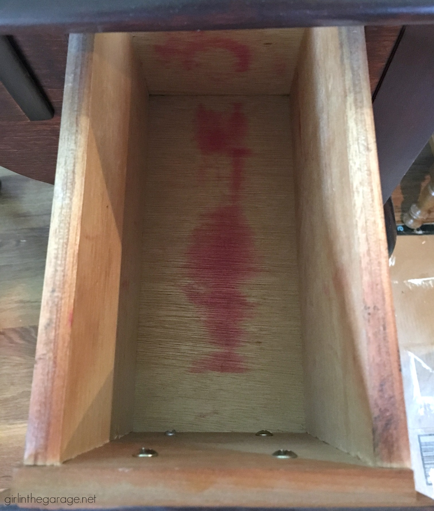 How To Decoupage Furniture - Plywood - HD Wallpaper 