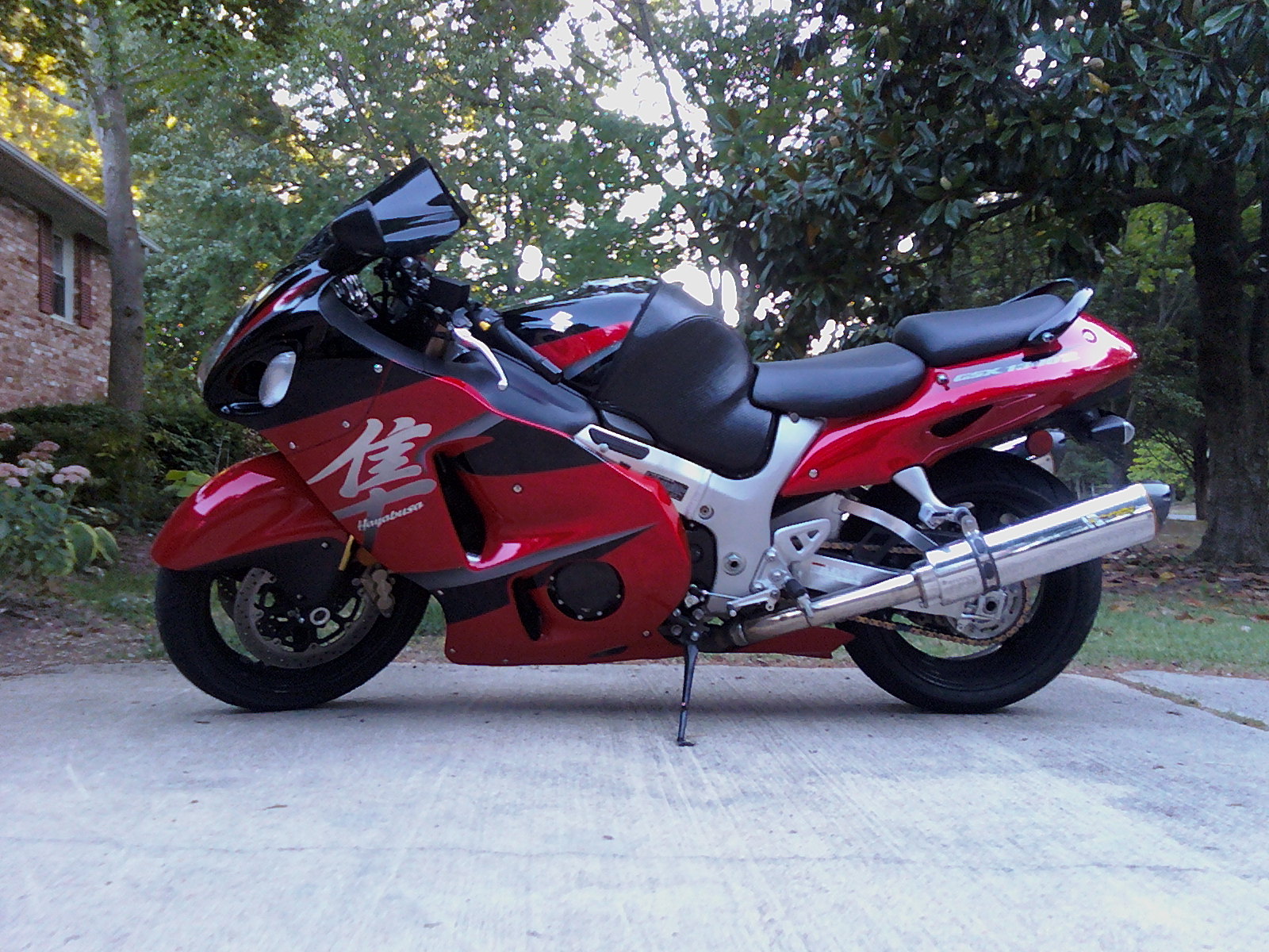 Suzuki Hayabusa Old Model - HD Wallpaper 