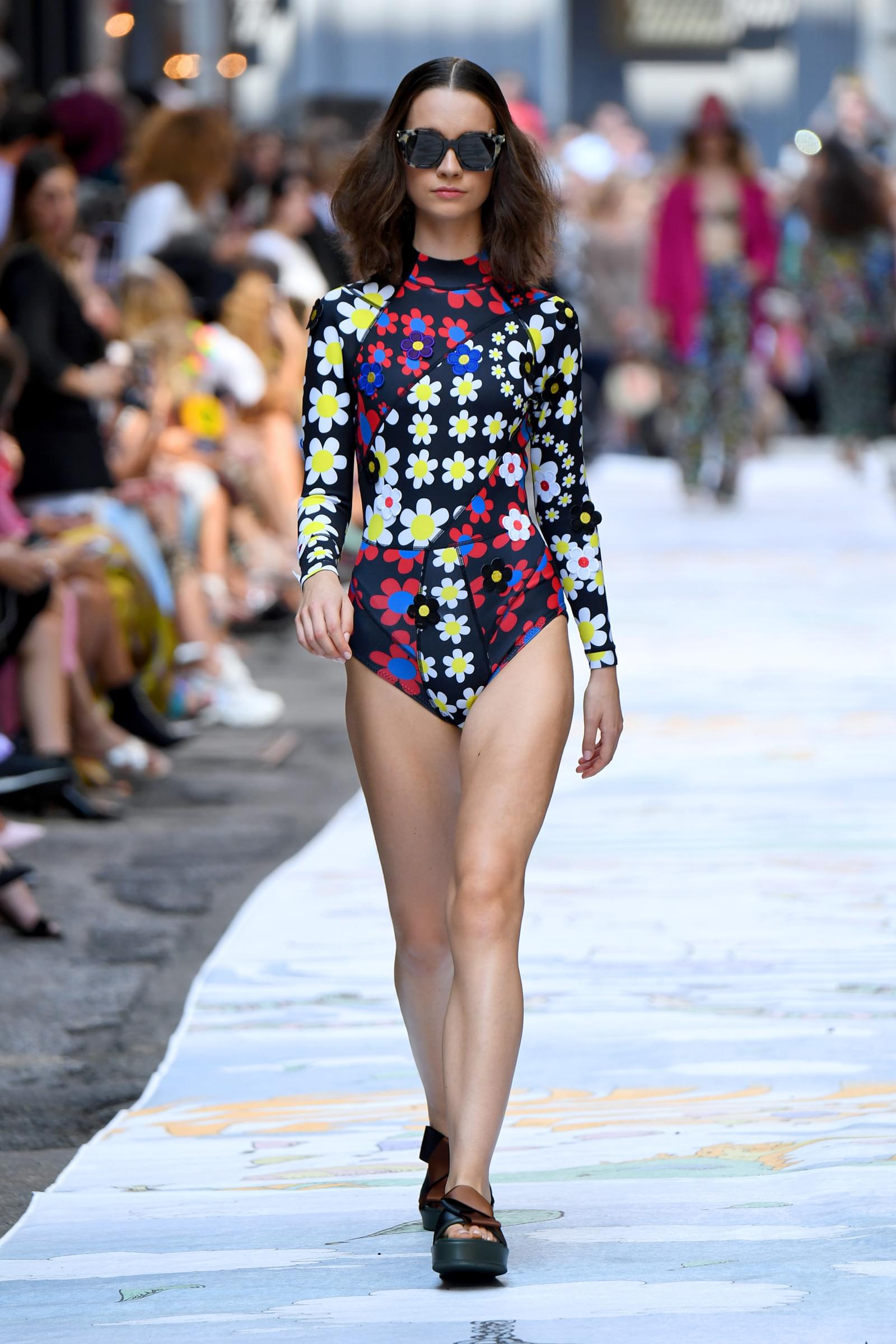 Fashion Show - HD Wallpaper 