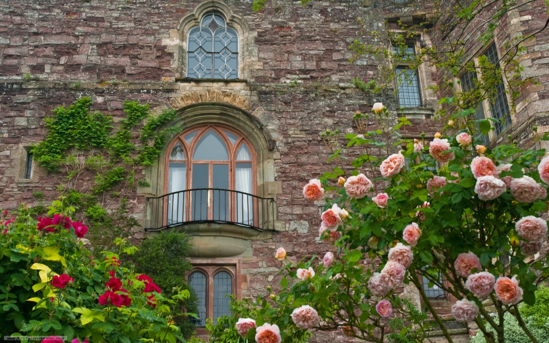 Berkeley Castle - HD Wallpaper 