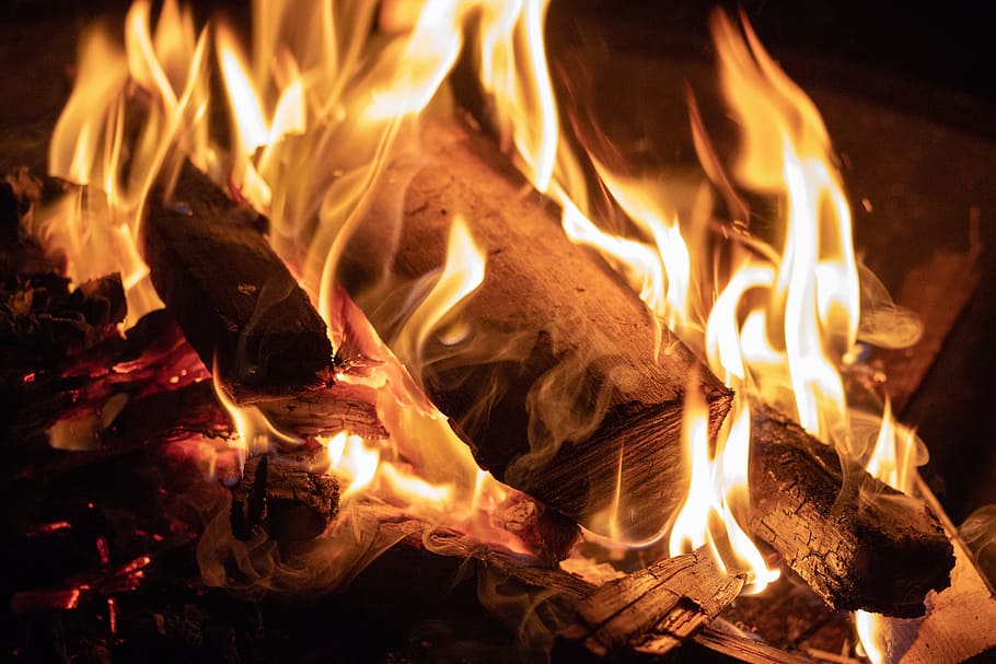 Dark, Firewood, Fire, Hot, Ash, Blaze, Bonfire, Burn, - Fire Color Mood - HD Wallpaper 