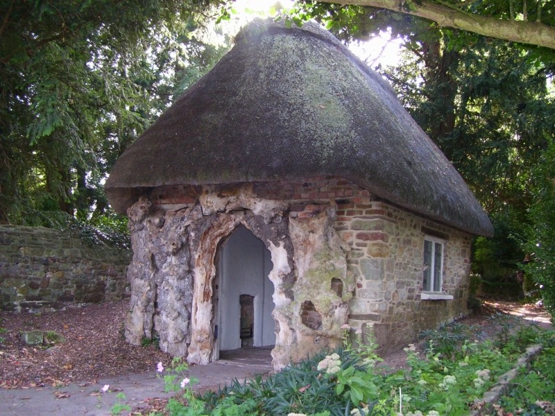 Jenner Hut, Berkeley Castle - Jenner Hut - HD Wallpaper 