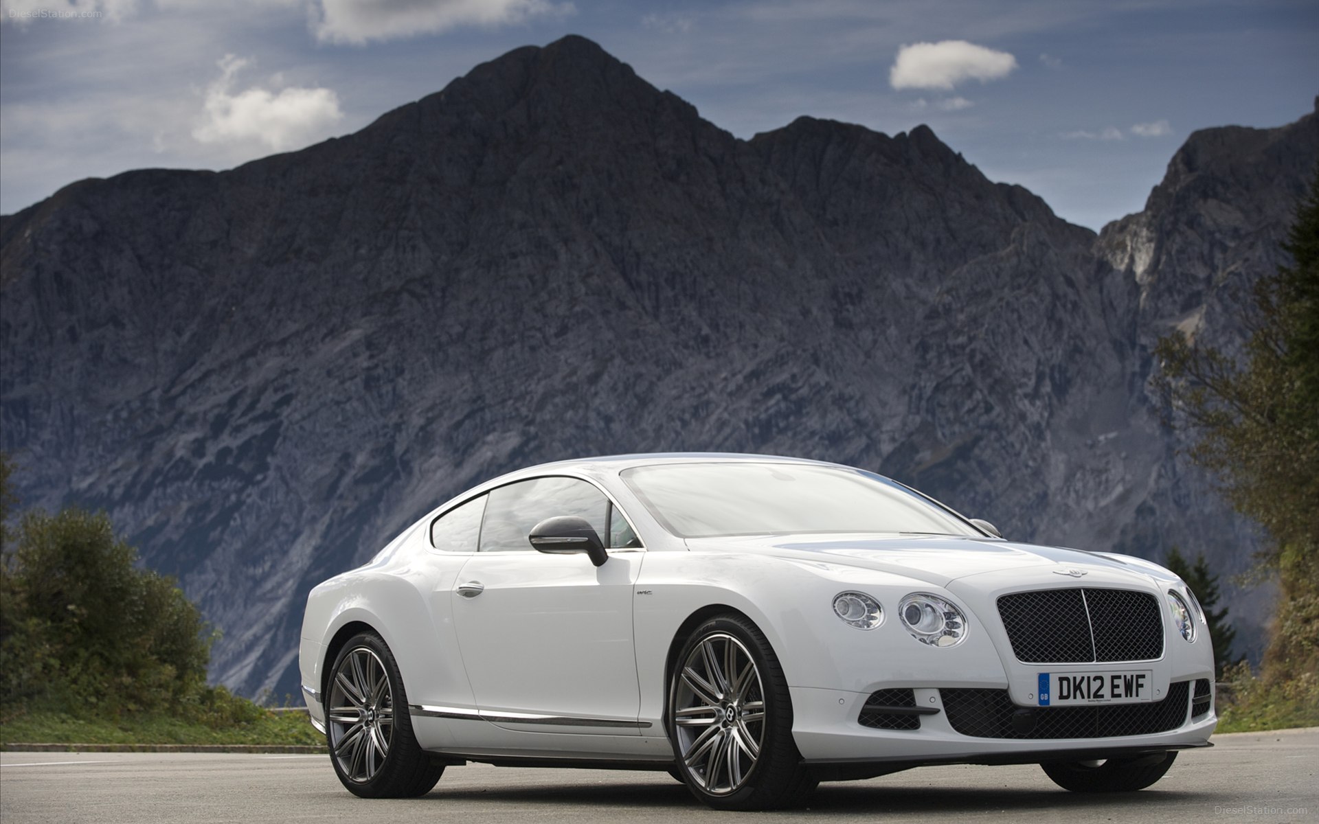 Bentley Continental Gt Speed - Bentley Continental Gt Speed Coupe 2013 - HD Wallpaper 