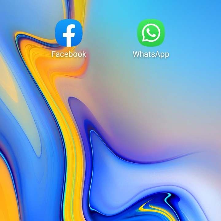 Facebook Pe Likes Ki Barsaat
real Life Mein Like K - Whatsapp - HD Wallpaper 