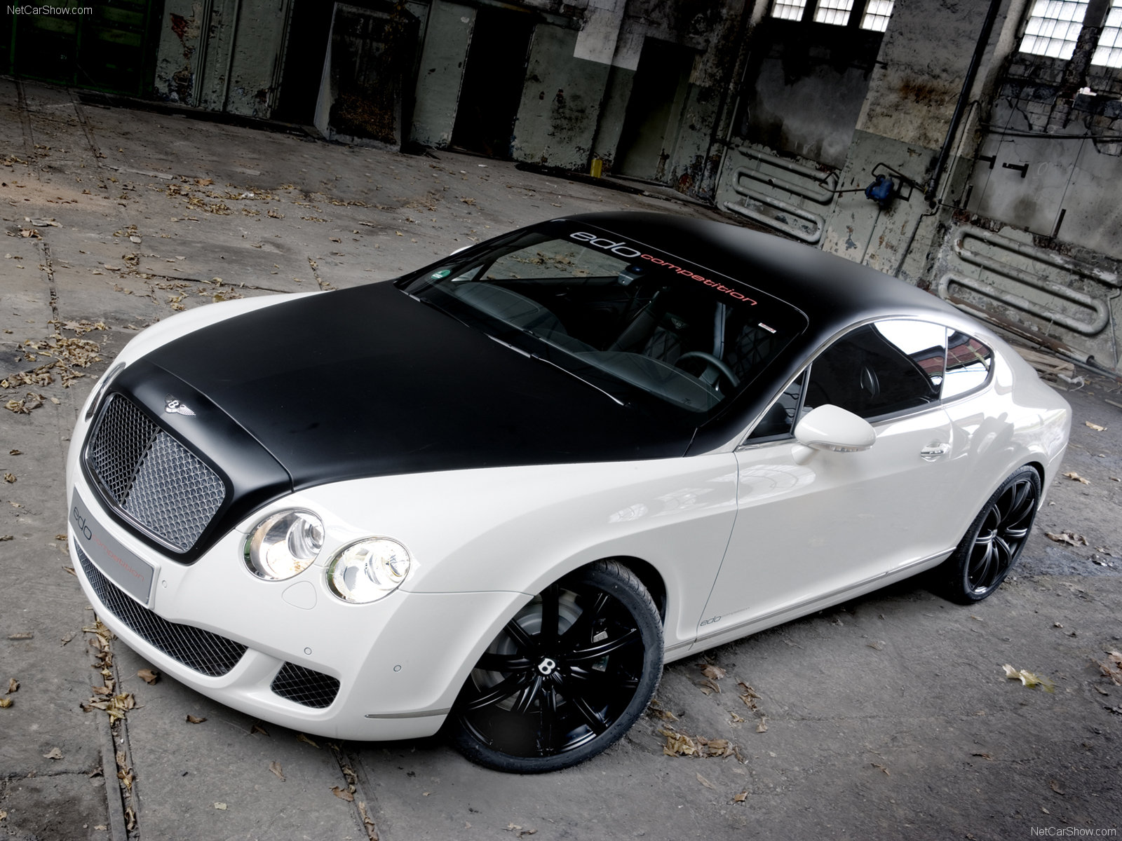Desktop Bentley Cars Hd Wallpapers - Bentley Continental Black And White - HD Wallpaper 