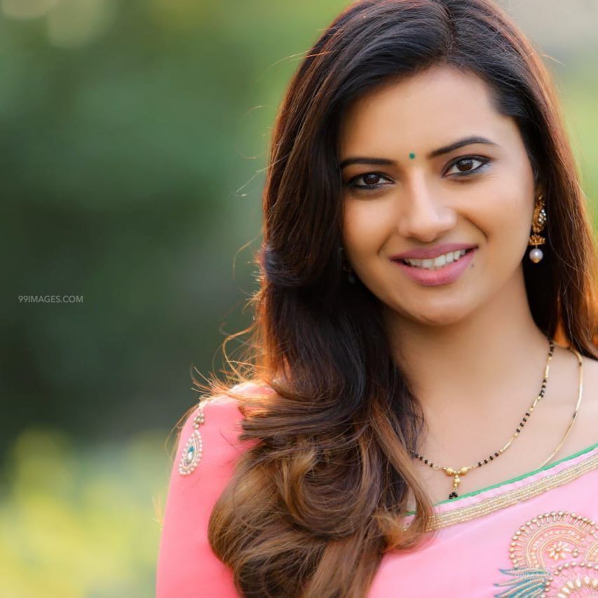 Isha Chawla Beautiful Photos & Mobile Wallpapers Hd - Isha Chawla Images Download - HD Wallpaper 