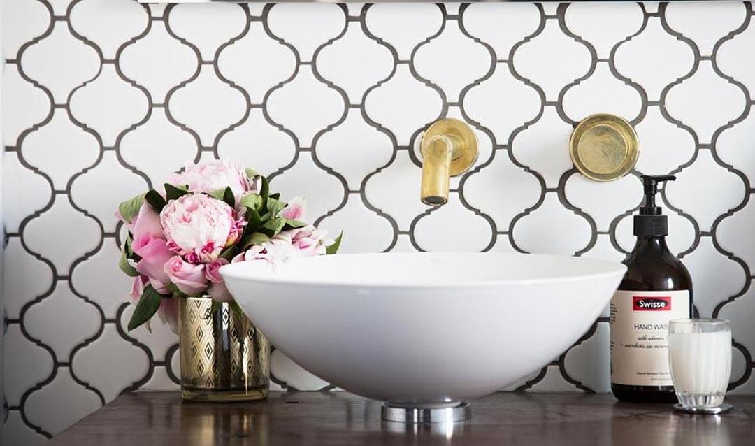 Beautiful White Mosaic Tiles With Gold Tapware And - Kitchen Wall Tiles On Trend - HD Wallpaper 