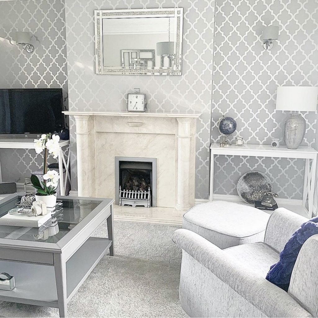 Grey Wallpaper Feature Chimney Breast - HD Wallpaper 