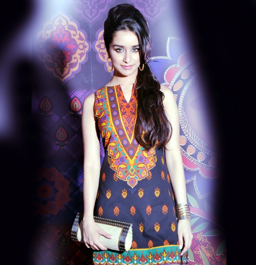 Shraddha Kapoor Beautiful New Look Hd Wallpaper - Wallpaper - HD Wallpaper 