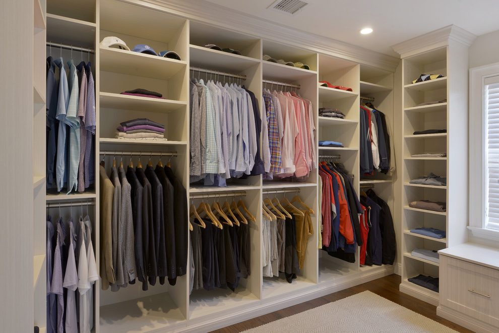 New York Hanging Clothes Rack With Home Stagers Closet - Closet - HD Wallpaper 