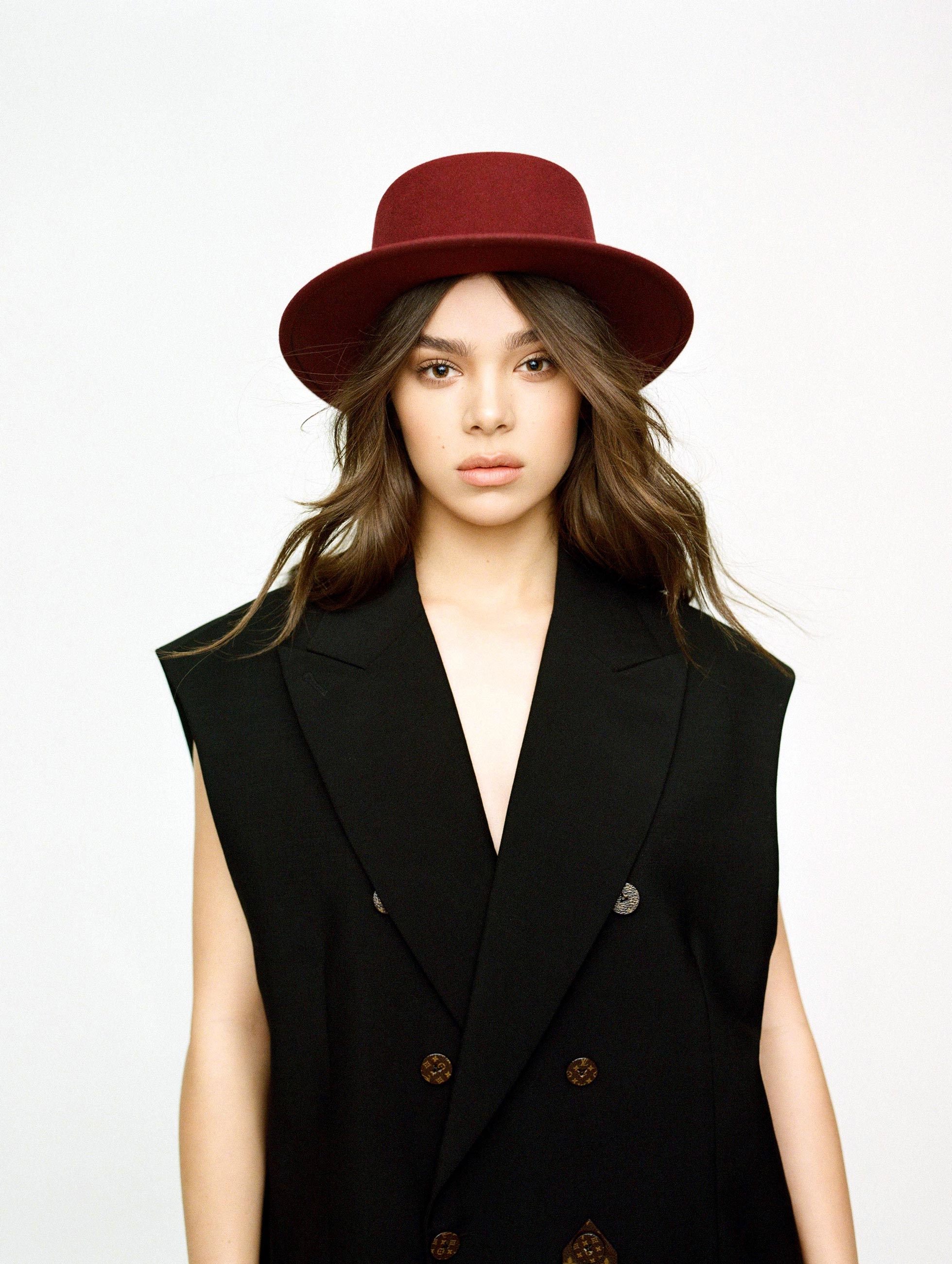 Hailee Steinfeld Hat - HD Wallpaper 
