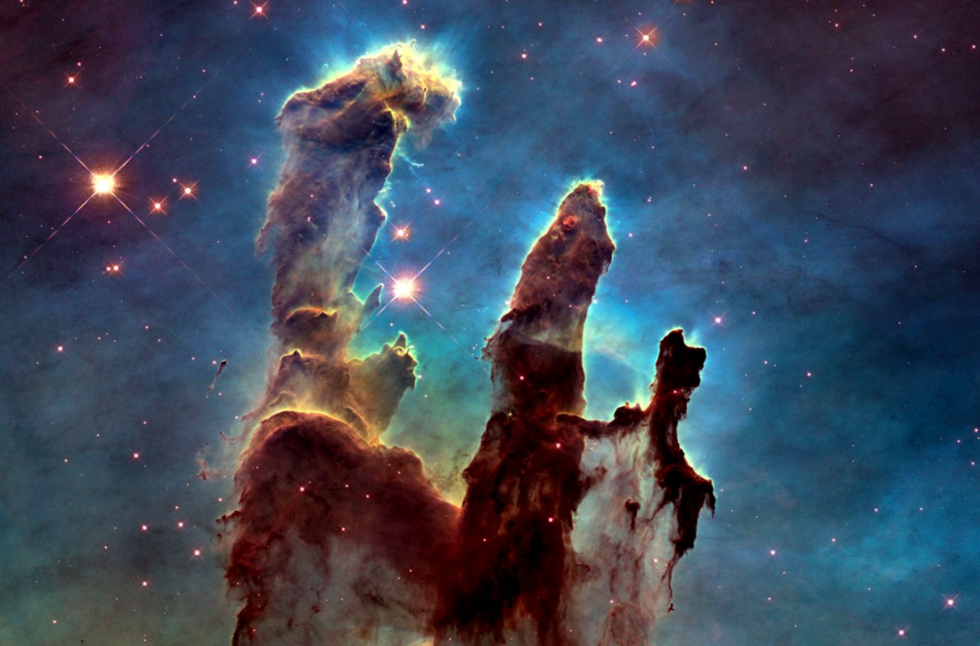 2015 Hubble Space Telescope Advent Calendar The Atlantic - Ultra Hd Pillars Of Creation - HD Wallpaper 