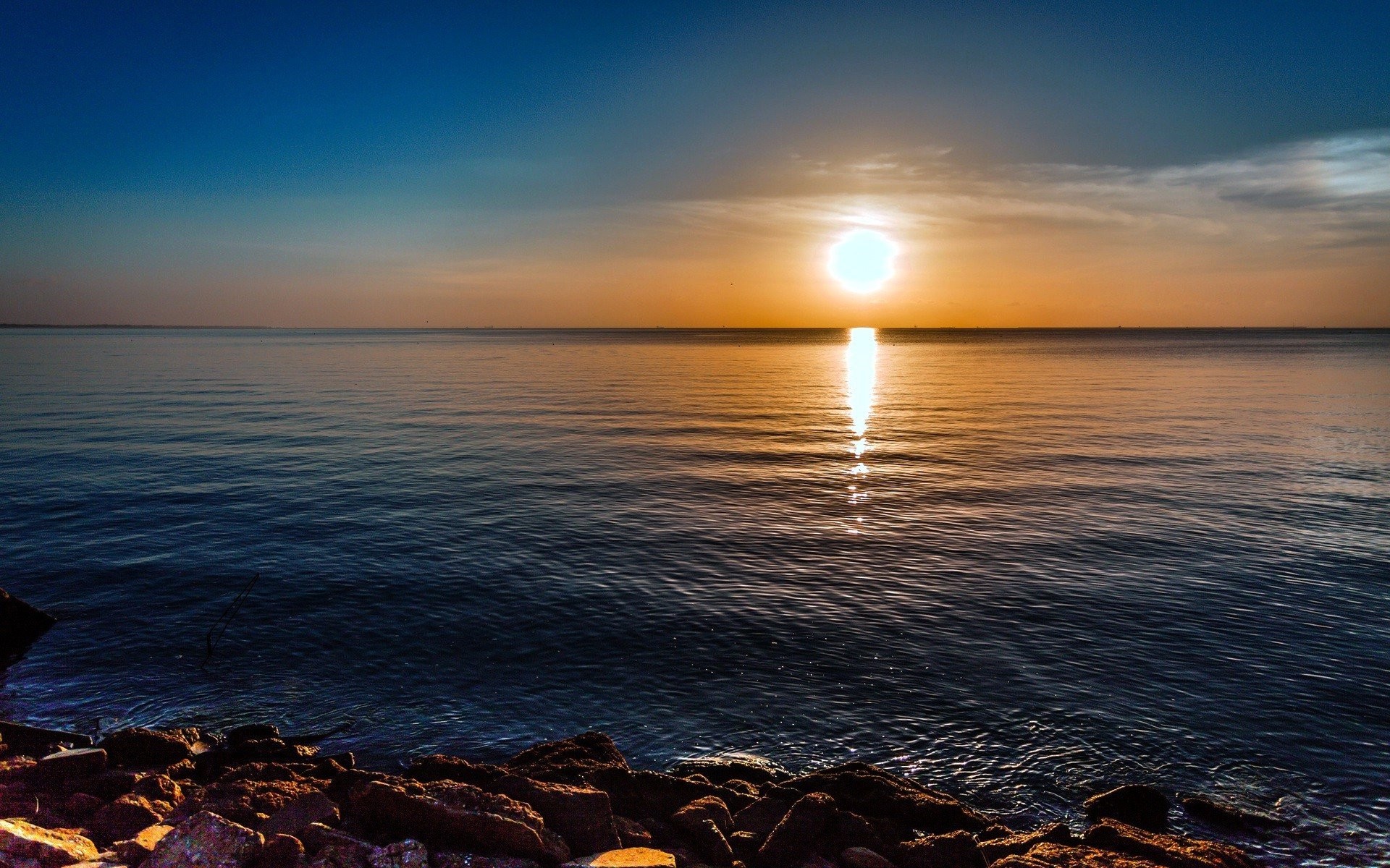 Sunrise Ocean - HD Wallpaper 
