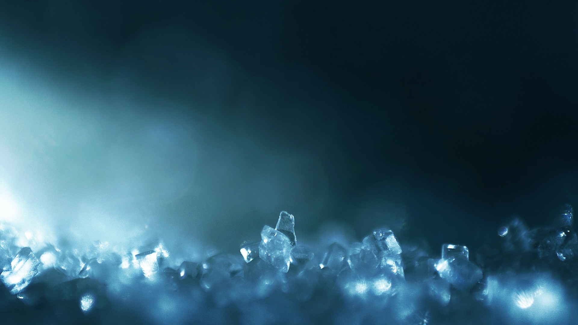 Wallpaper Ice Crystal Blurry Light - Background Ice - HD Wallpaper 