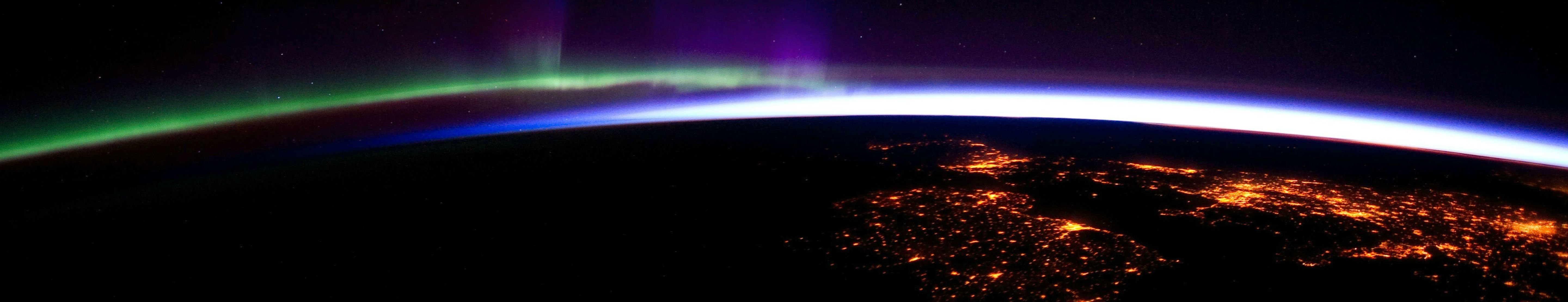 Triple Monitor Neon Wallpaper 5760x1080 Hd - HD Wallpaper 