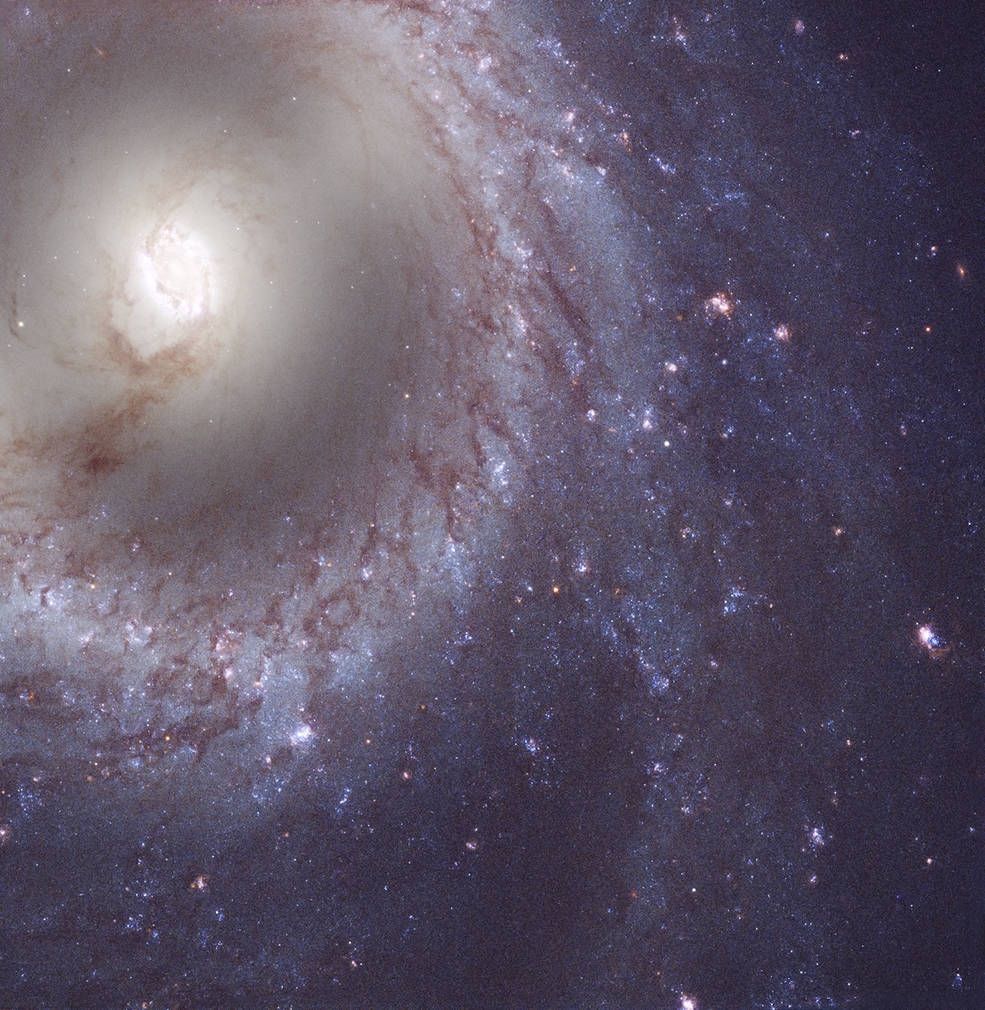 M95 - Hubble Deep Space Objects - HD Wallpaper 