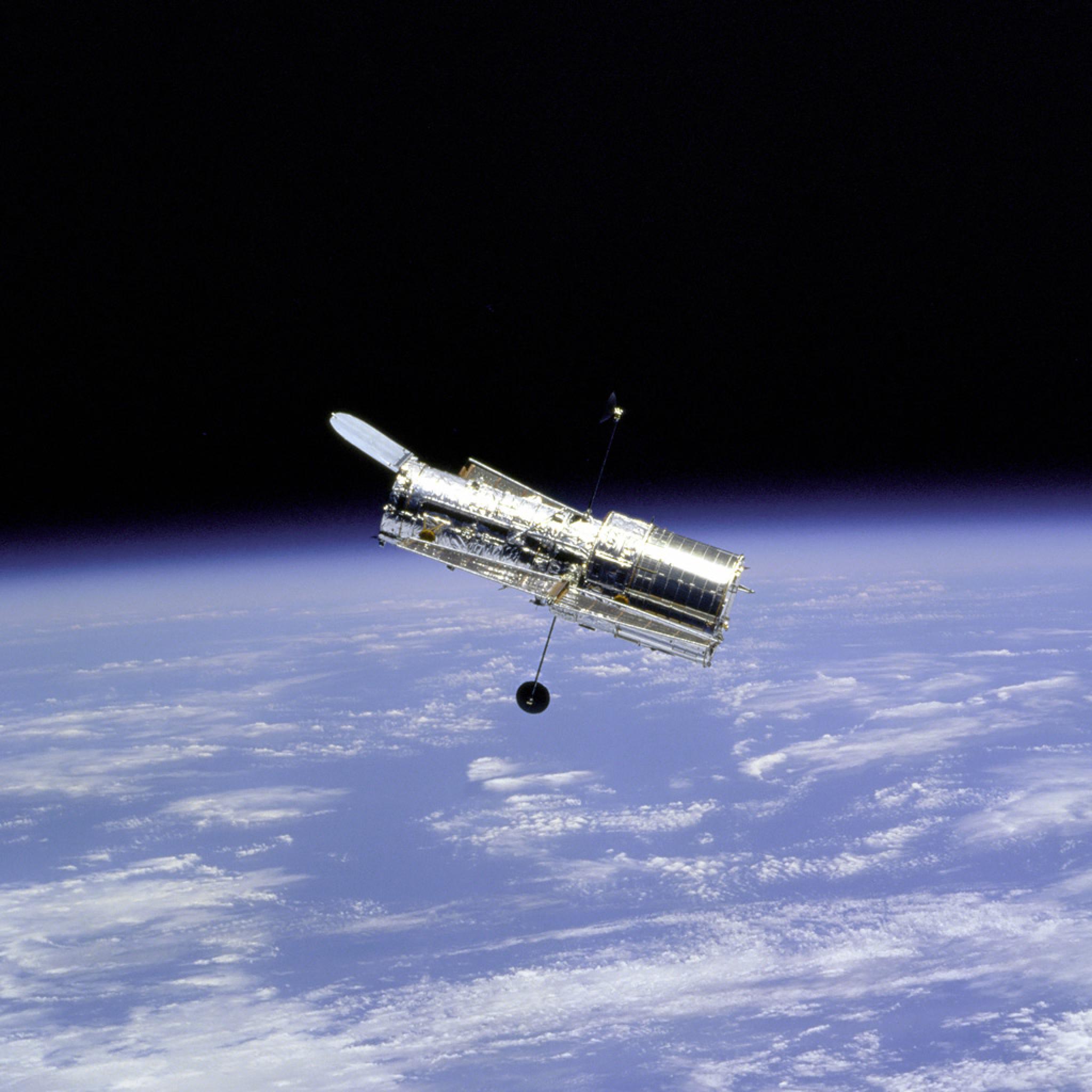 Water Discovered For First Time In Atmosphere - HD Wallpaper 