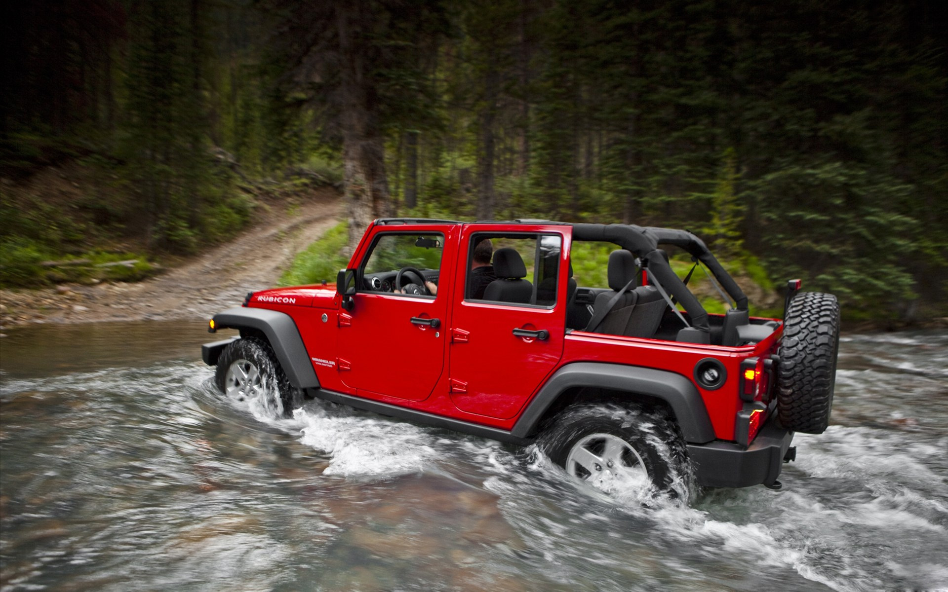 Jeep Wrangler Unlimited Sahara Top Down - HD Wallpaper 