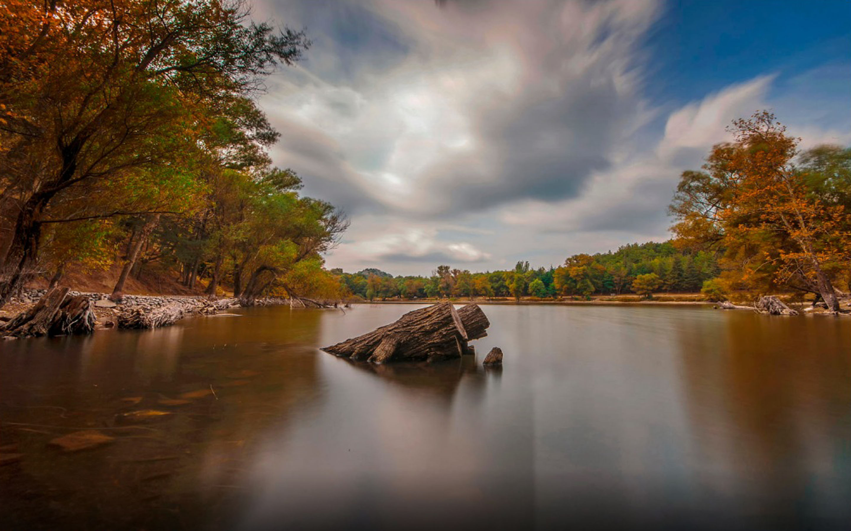 Black Lake Turkey - HD Wallpaper 