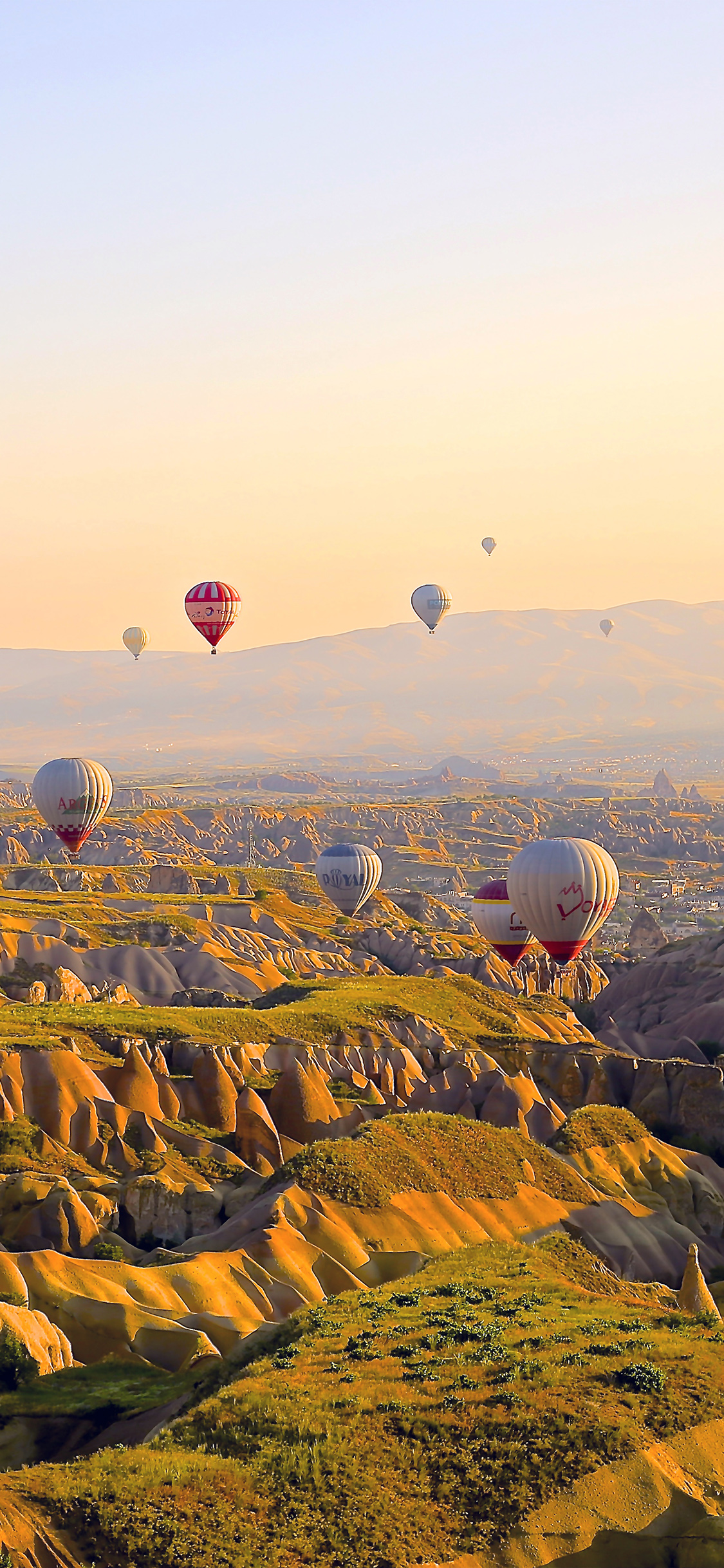 Iphone Wallpaper Hot Air Balloon - HD Wallpaper 
