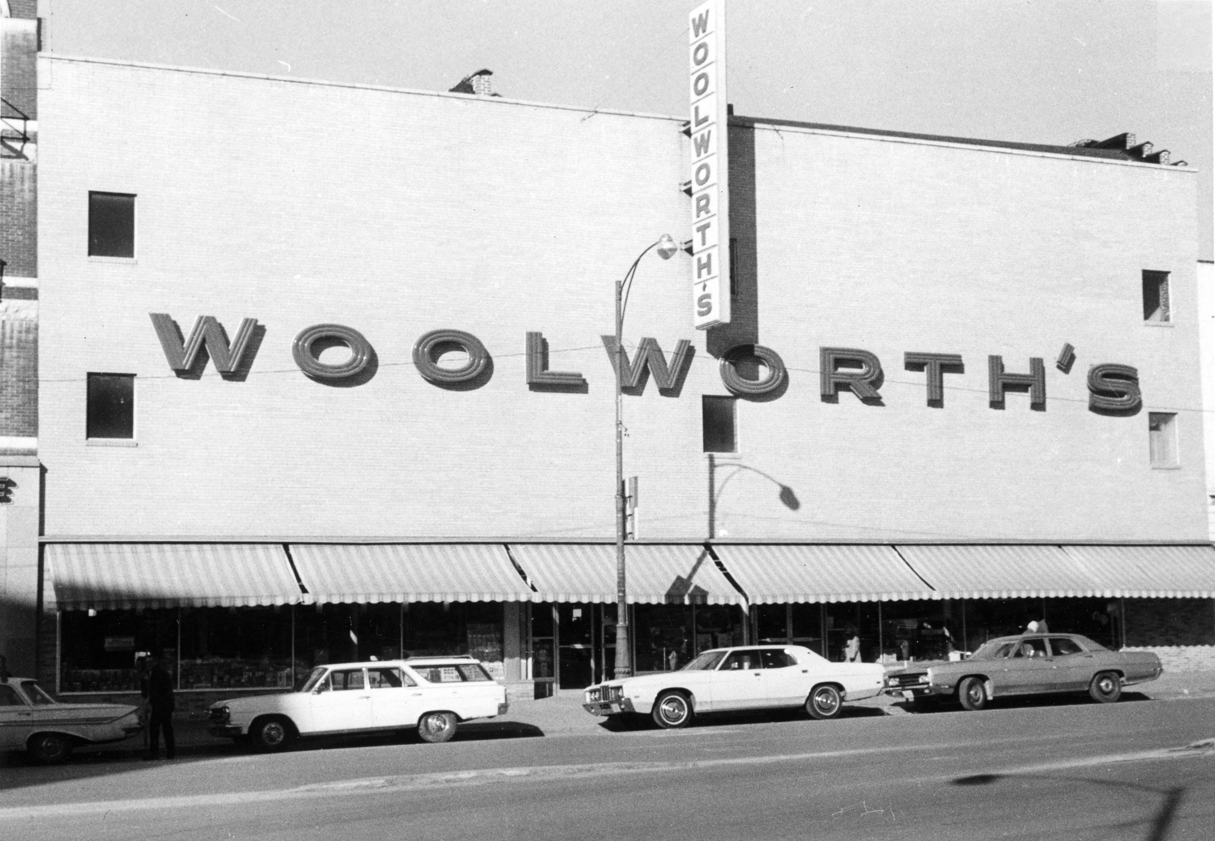 Commercial Building - HD Wallpaper 