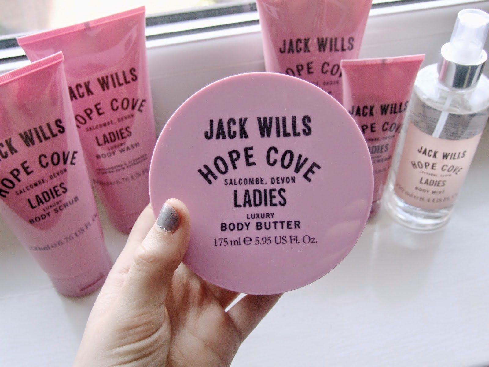 Nail Polish - HD Wallpaper 